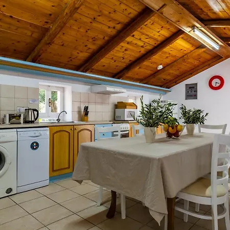 Elisabeth's House Villa *